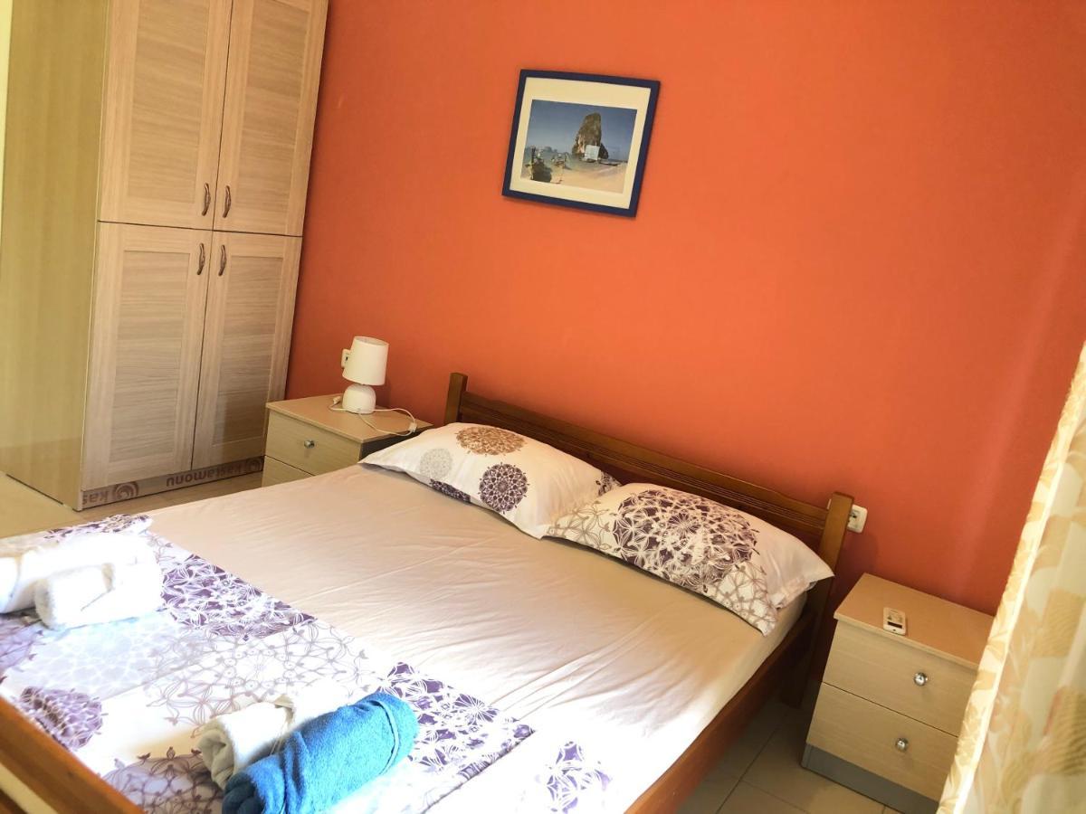 Apartament Veizi's